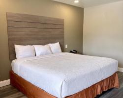 River Inn Motel