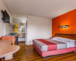 Motel 6-Mount Vernon, IL