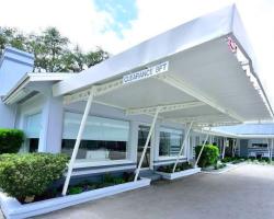 Sun Plaza Motel