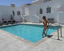 Tarelis Beach Apartments & Studios