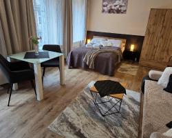 ApartHouse City Center - Apartments & Rooms - 5 min Rynek & PKP - Self check-in 24h