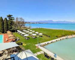 Yachting Hotel Mistral