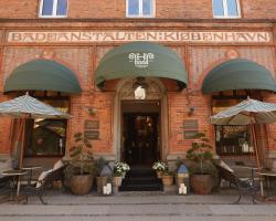 Ascot Hotel