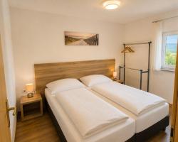 Grabovica Sobe-Blue Lake Luxury Rooms