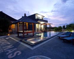 Sandat Mas Cottages