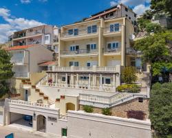 Villa King Apartments