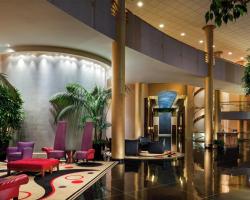 DoubleTree by Hilton Washington Dulles Airport