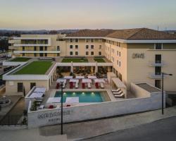 Mercure Avignon TGV Hotel & Spa