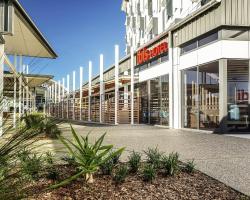 Ibis Mackay