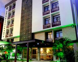 Vida Plaza Hotel