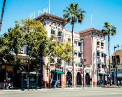 Hollywood Boulevard Studio