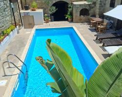 Vrakas House