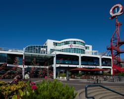 Coast Lonsdale Quay Hotel