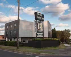 Motel 10