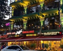 Antika Hotel