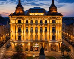 Modern Art Hotel - Maestro