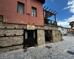 Varosi Guesthouse