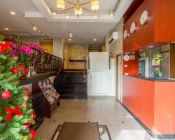 Prince Flushing Hotel