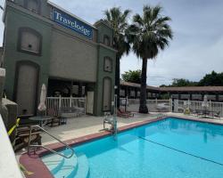 Travelodge by Wyndham Redding CA