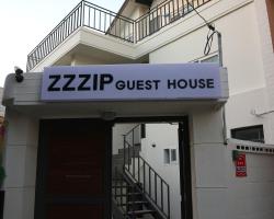 Zzzip Guesthouse in Hongdae