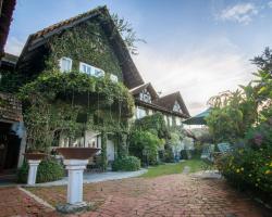 The Bala's Holiday Chalet