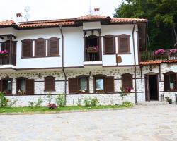 Family Hotel Dinchova kushta