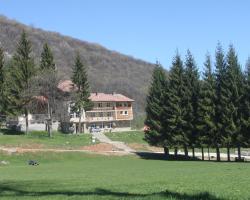 Ledenika Lodge