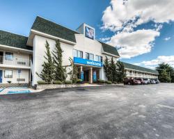 Motel 6-Niantic, CT - New London