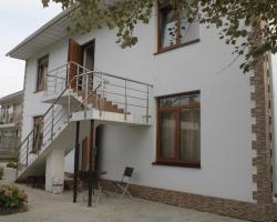 Отель Веселое