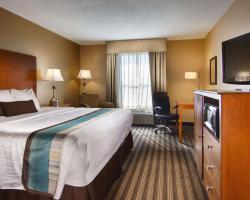 Best Western Plus Seawall Inn & Suites by the Beach