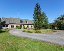 Villa with large fenced garden near Bruges and the forest