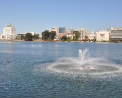 Americas Best Value Inn - Downtown Oakland/Lake Merritt