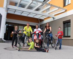 Post Hostel For Youth, Students and Pilgrims