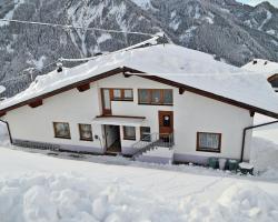 Apartment with terrace ideal for skiers