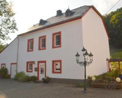 Country house with private garden