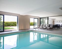 SUITE & POOL-Como House-160 mt-Private Indoor Swimming Pool, heated all year-Private Covered Parking-Private Garden and terrace-Fully equipped Kitchen