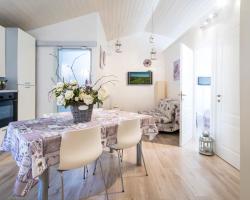 Sisi Apartment & Rooms