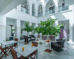 Riad Sapphire & Spa