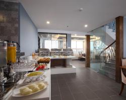 Bonsella Hotel