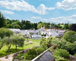 Summer Lodge Country House Hotel