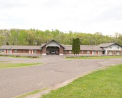 AmeriVu Inn & Suites - St Croix Falls