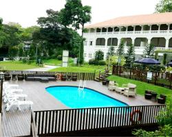 Raintr33 Hotel Singapore