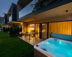 Haus Gregori Modern & Central Stay in Vineyard with Rooftop & Served Breakfast