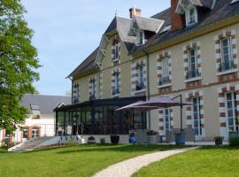 Domaine de Croix en Sologne, hotel sa parkingom u gradu Neuvy-sur-Barangeon