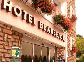 Hôtel Beauséjour, hotel sa Chaudes-Aigues