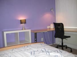 Wim's Place Schiphol Amsterdam Airport, B&B in Hoofddorp