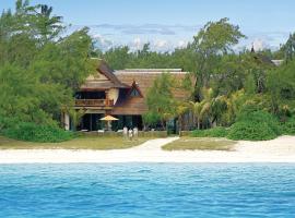 Sankhara Private Beach Luxury Villas, cabaña o casa de campo en Poste Lafayette
