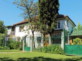 Sobe Zeravica Sremski Karlovci, жилье для отдыха в городе Сремски-Карловци