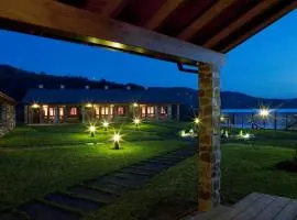Apartamentos Rurales El Fresnu
