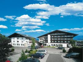 Hotel Lohninger-Schober: Sankt Georgen im Attergau şehrinde bir otel